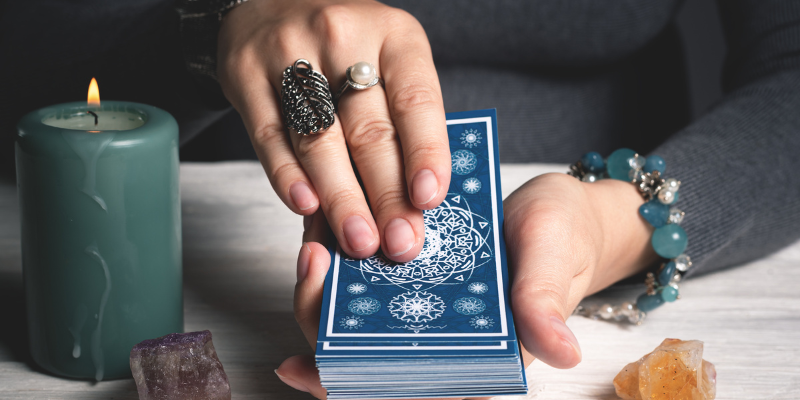 Vademecum Tarota, Jak układać Tarot, Wróżenie z kart Tarota, Karty Tarota dla początkujących
