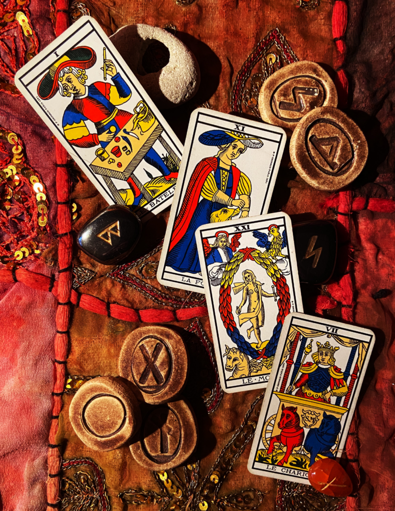 tarot z kart klasycznych, jak czytać karty tarota