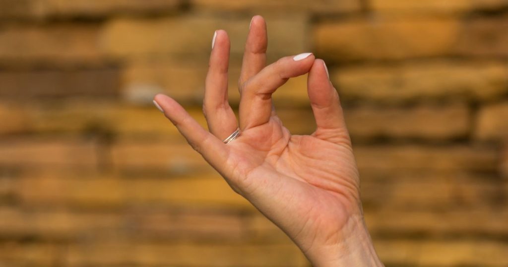 prithvi mudra